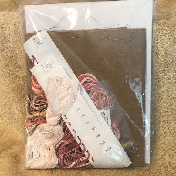 NIP Mirabilia “Titania, Queen of the Fairies” by Nora Corbett cross-stitch 18x11 - Picture 5 of 5